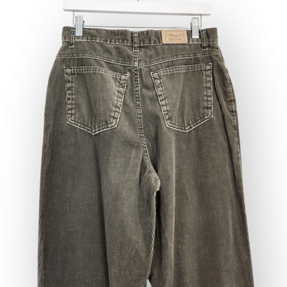 Vintage LL Bean Double L Green Corduroy High Waisted Tapered Leg Pants 6 - Picture 7 of 9